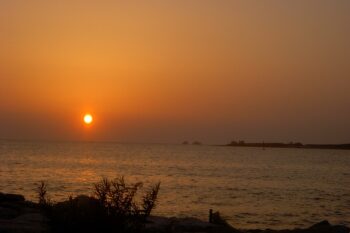 Paros